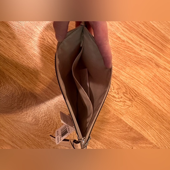 🤎Coach🤎Python leather print mini zip clutch/pouch, NWT - Picture 7 of 8